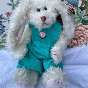TY Attic Treasures Ivy the Bunny. NWT.